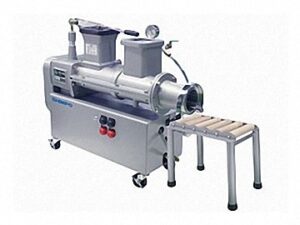 NVA-04S　真空土練機